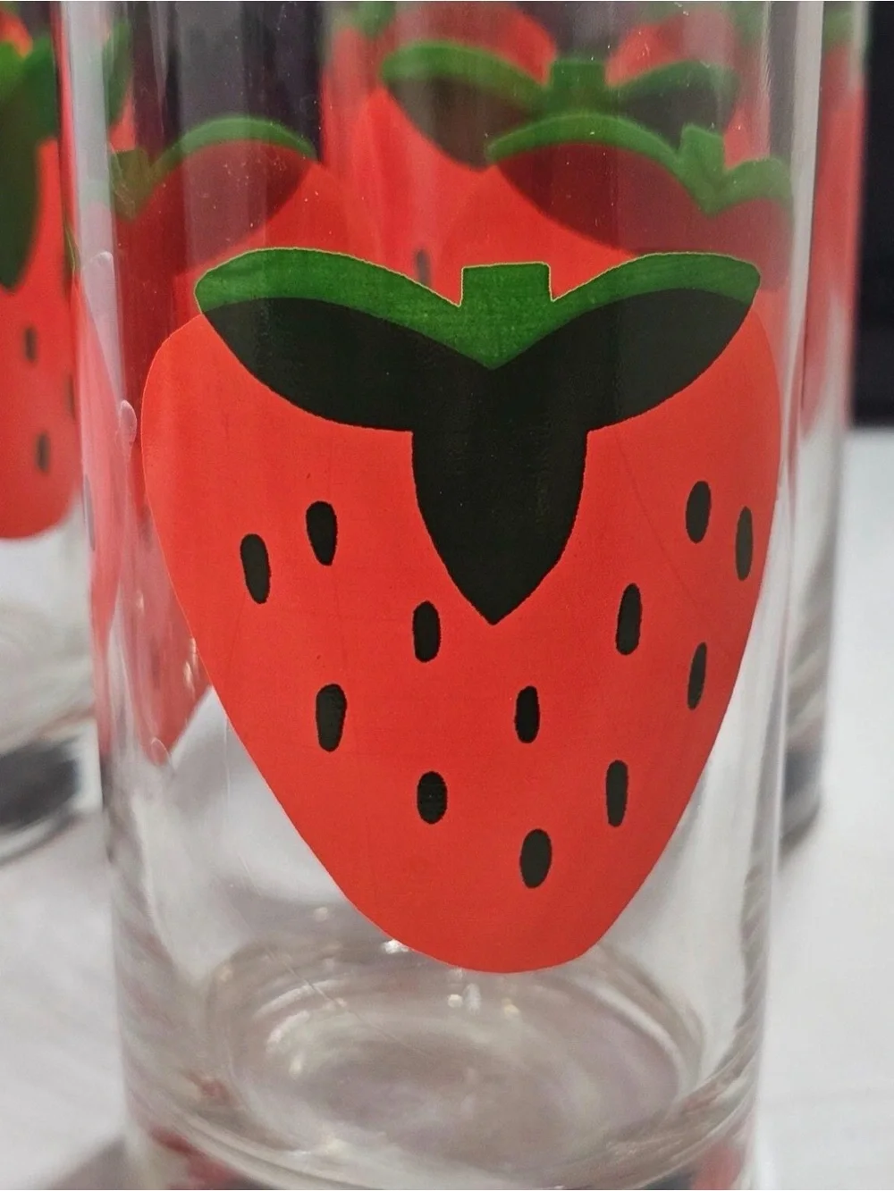 Strawberry Drinking Glasses Retro Vintage Indiana Glass 5.5
